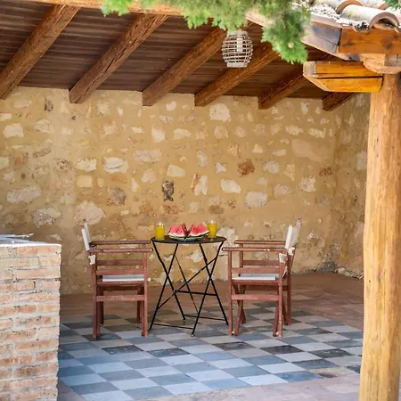 Villa Garden House, Up To 8px 1km From Fiskardo Tselendáta